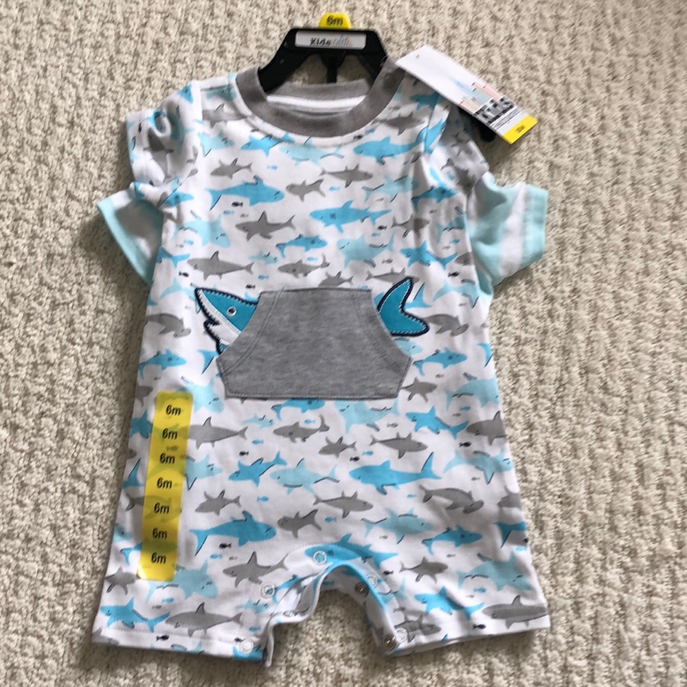 Two piece bundle! Great deal! Brand new!